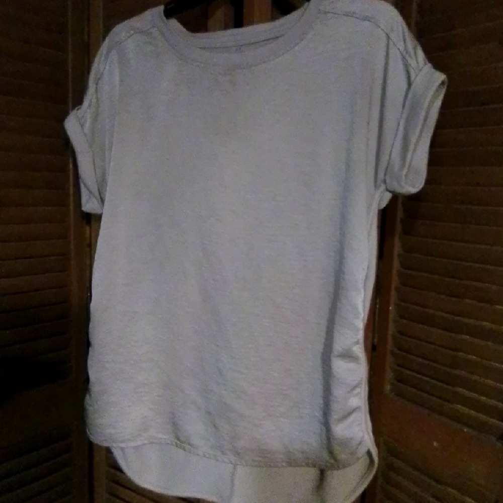 Cupio Heather Gray Short Sleeve Tee